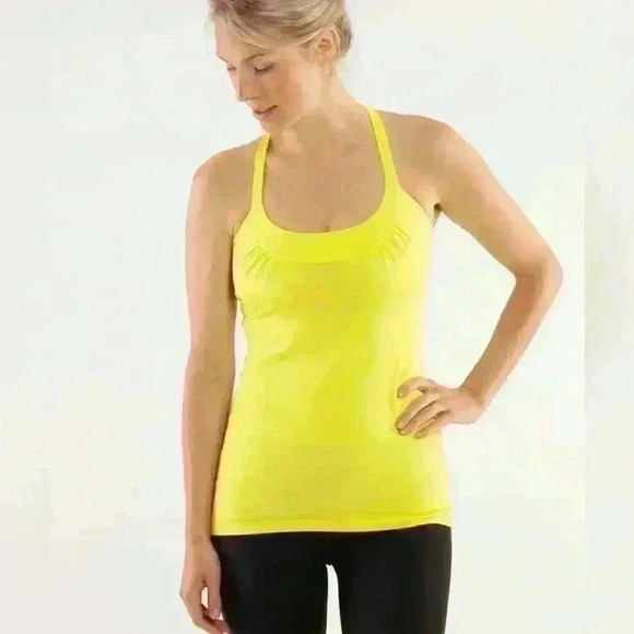 Lululemon Scoop Me Up Tank
Tonka Stripe Split Pea/Heathered Split Pea/Split Pea - Picture 2 of 15